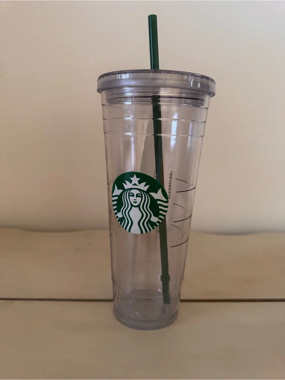 Starbucks Clear Tumbler with Green Logo and Dark Green Straw